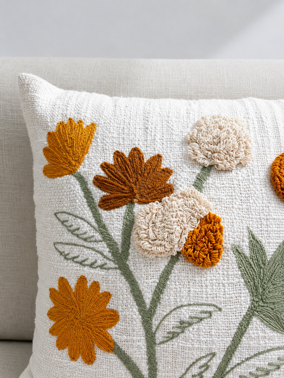 Wild Bloom Thow Pillow Cover
